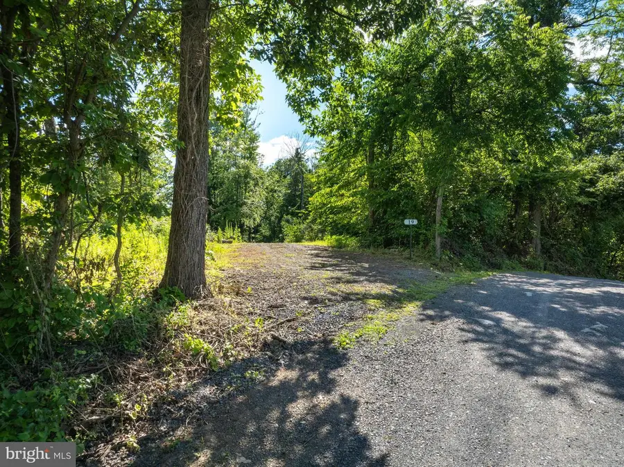 19 W Mountain Rd, Oliver, PA 17051 - #3