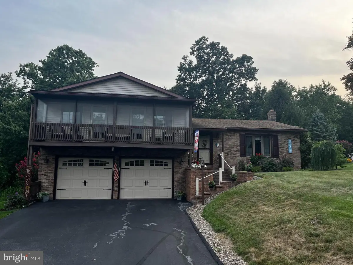 176 Cliffside Drive, Lewistown, PA 17044 - #1