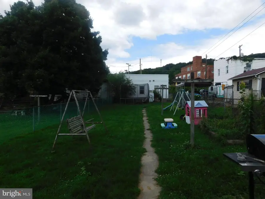 317 Logan Street, Lewistown, PA 17044 - #2