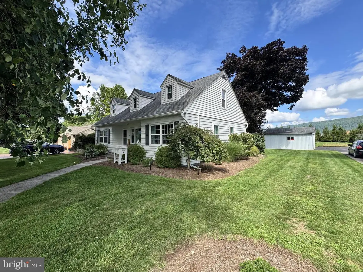 399 Walnut St, Belleville, PA 17004 - #1