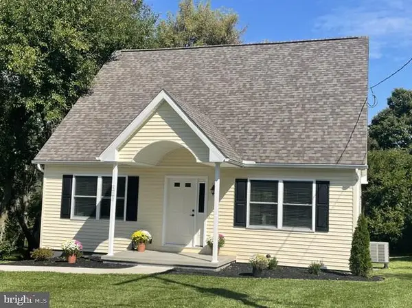 113 Clover Ave, YEAGERTOWN, PA 17099