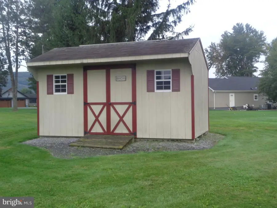 174 Trella St, Belleville, PA 17004 - #3