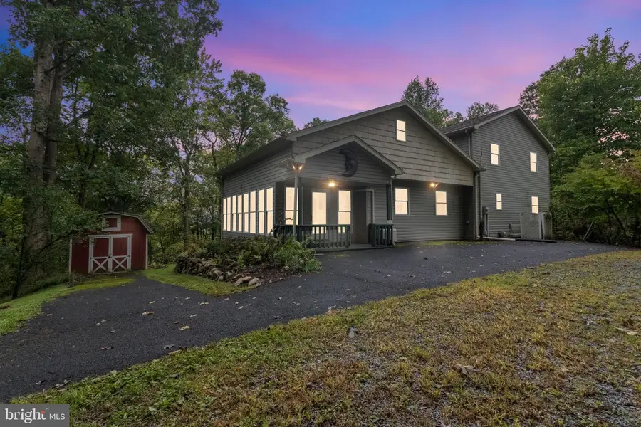 330 Dale Rd, Mount Union, PA 17066 - #2