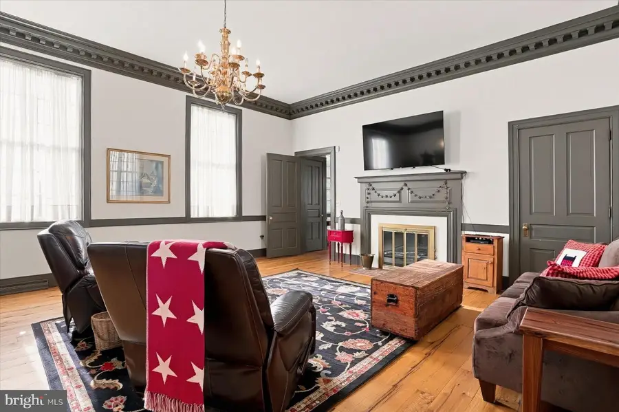 503 S Walnut St, Burnham, PA 17009 - #2