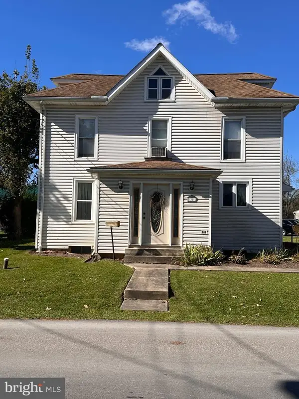 35 Woodlawn Ave, MILROY, PA 17063