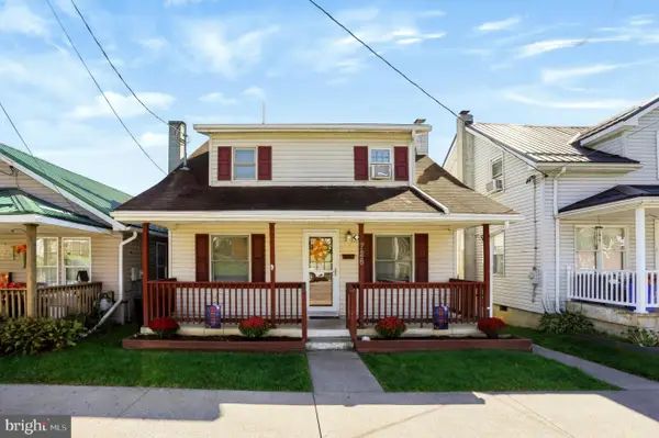 726 W 5th St, LEWISTOWN, PA 17044