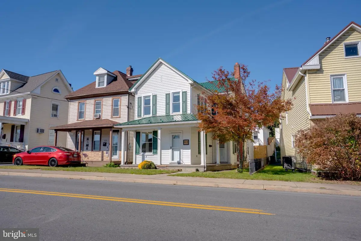 117 S Walnut St, Lewistown, PA 17044 - #1