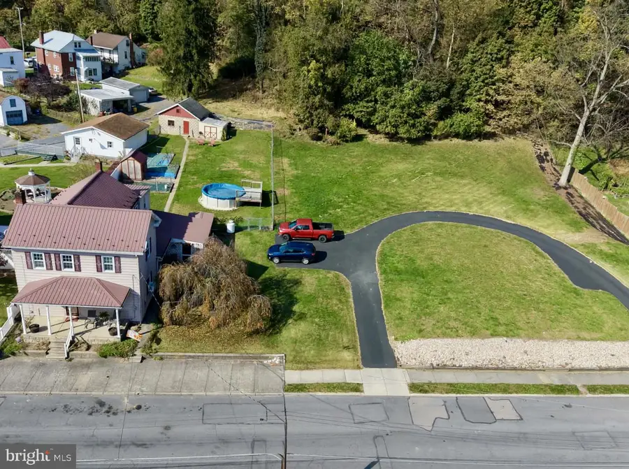 141 W 5th St, Lewistown, PA 17044 - #3