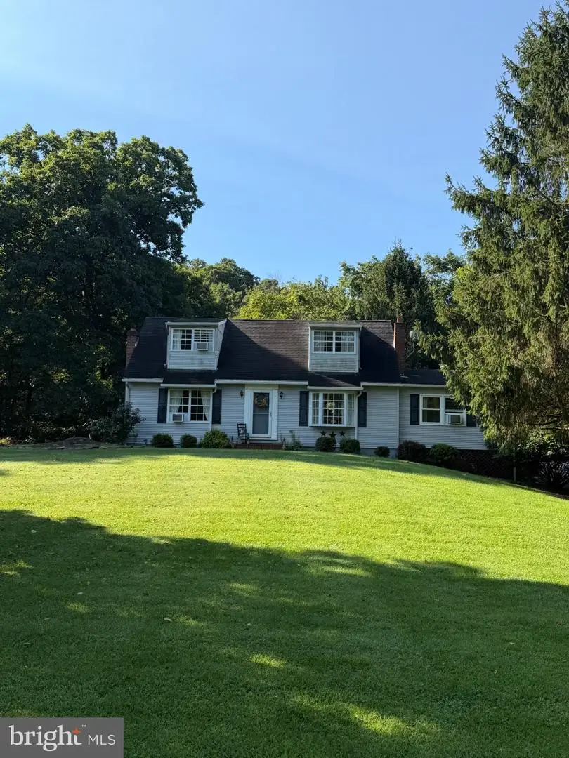 679 Sharp Ridge Rd, Danville, PA 17821 - #2