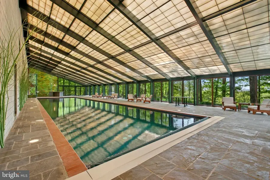 310 Hunters Farm Rd, Henryville, PA 18332 - Image #2