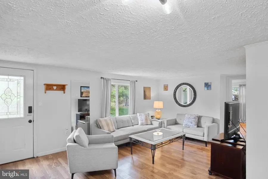 109 Knob Ct, Albrightsville, PA 18210 - Image #3