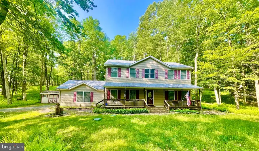 251 Tall Oak Dr, Pocono Lake, PA 18347 - #2