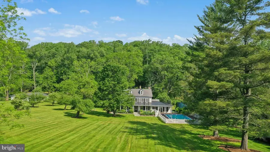 282 Crabapple Ln, East Stroudsburg, PA 18302 - Image #3