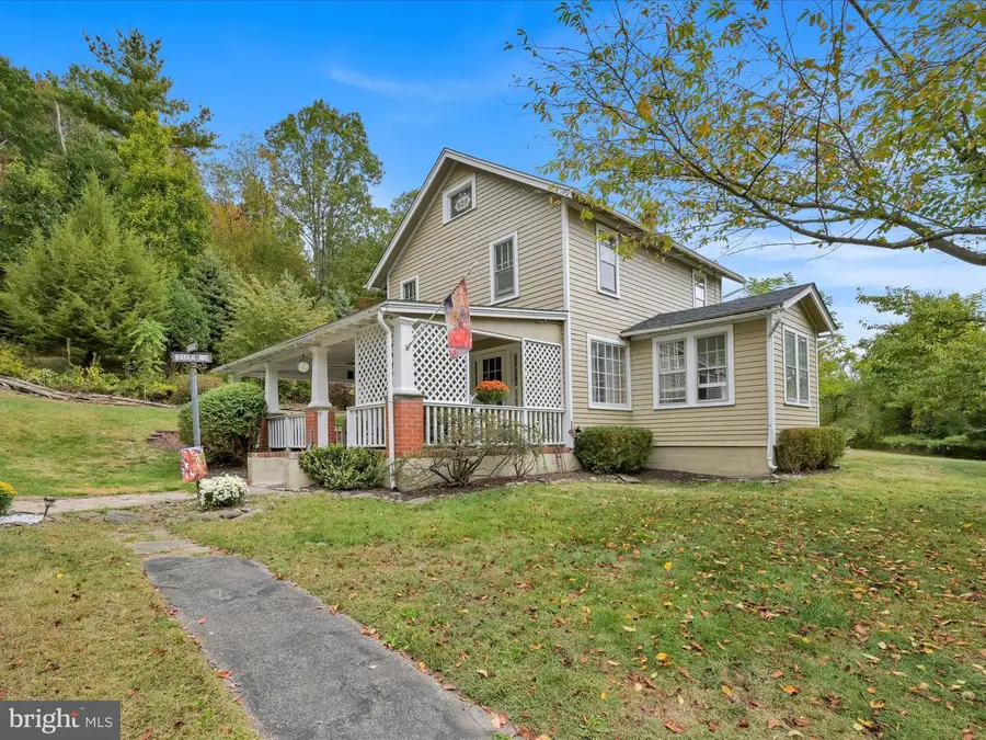 423 Cottontail Ln, Saylorsburg, PA 18353 - Image #3