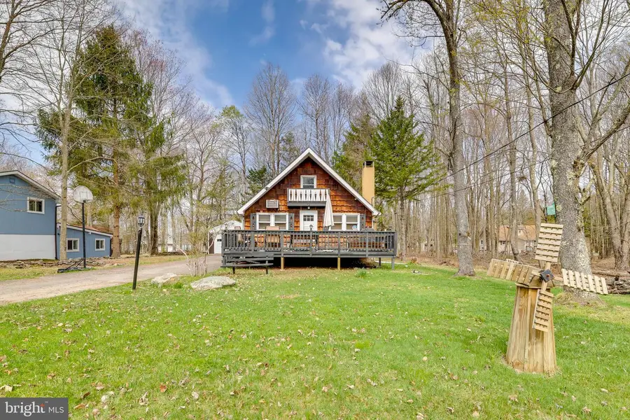 2158 Tuscarora Dr, Pocono Lake, PA 18347 - Image #2