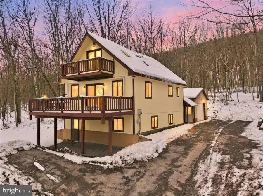 704 Rainbow Ter, Effort, PA 18330 - #2