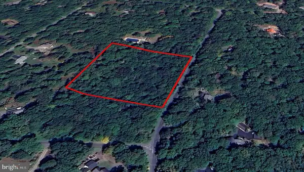 00 Pine Tree Dr, CANADENSIS, PA 18325