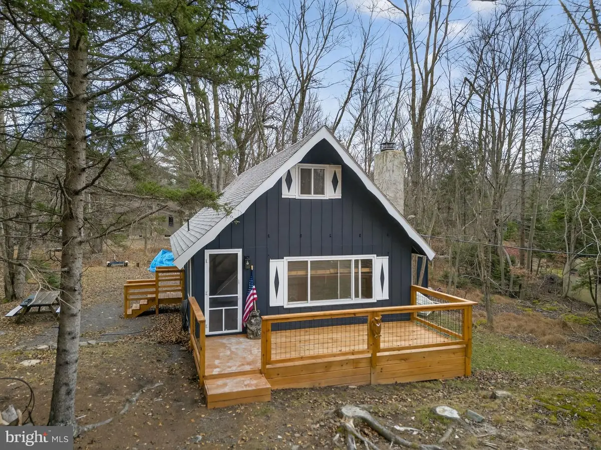 129 Mahoning Dr, Pocono Lake, PA 18347 - Image #1