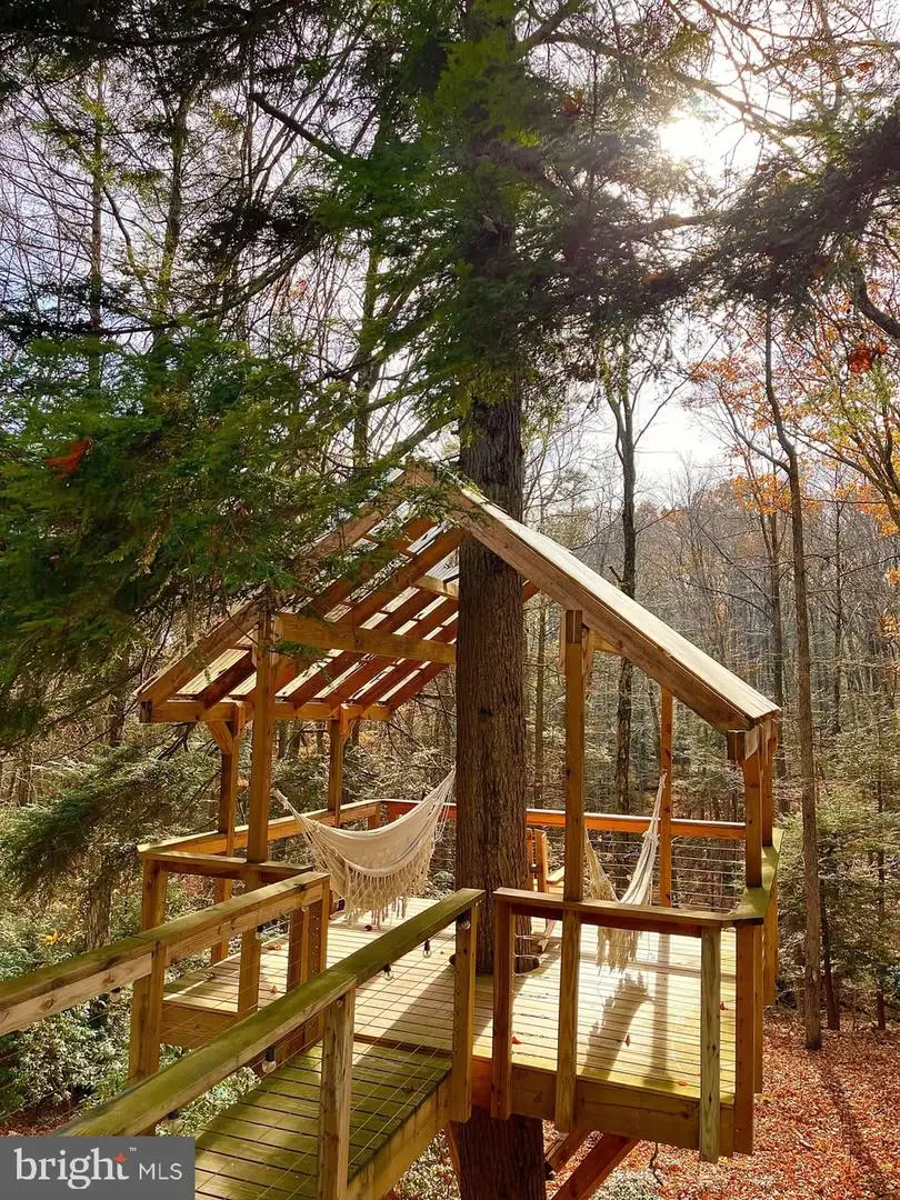 468 Devils Hole Rd, Cresco, PA 18326 - #1