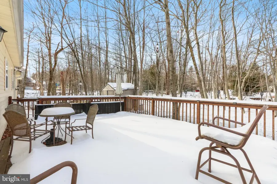 462 Country Place Dr, Tobyhanna, PA 18466 - #2