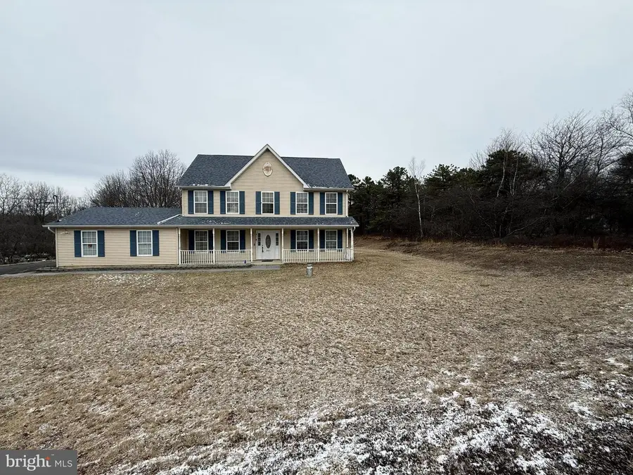 2005 Palisades Dr, Sierra View, PA 18610 - #2