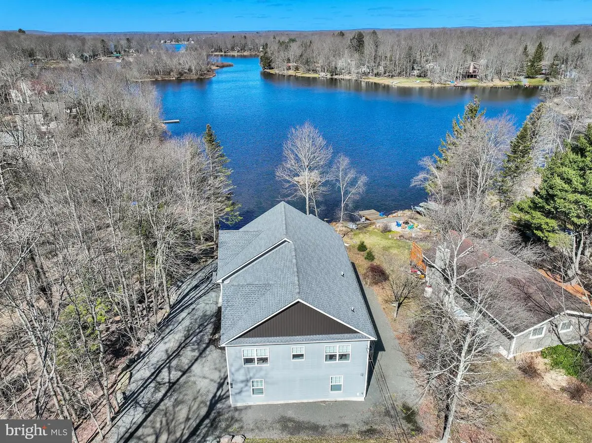 283 Owassa Dr, Pocono Lake, PA 18347 - #1