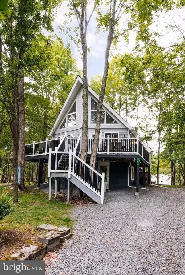 243 Trout Creek Dr, POCONO LAKE, PA 18347