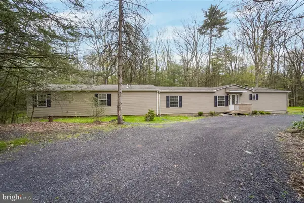 728 Dotters Corner Rd, KUNKLETOWN, PA 18058