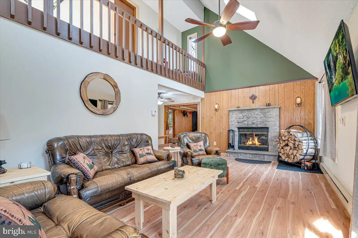 112 Maple Rd, Blakeslee, PA 18610 - #1