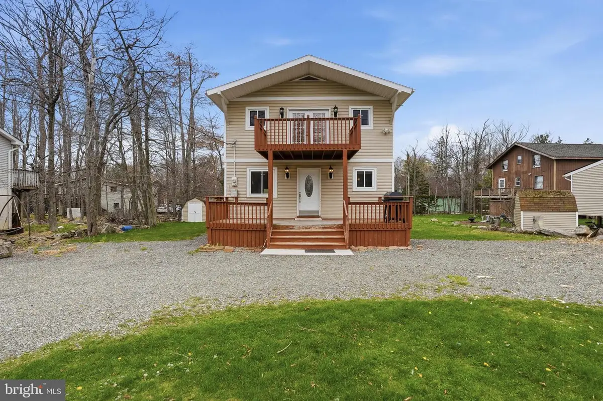 1117 Knollwood Dr, Tobyhanna, PA 18466 - #1