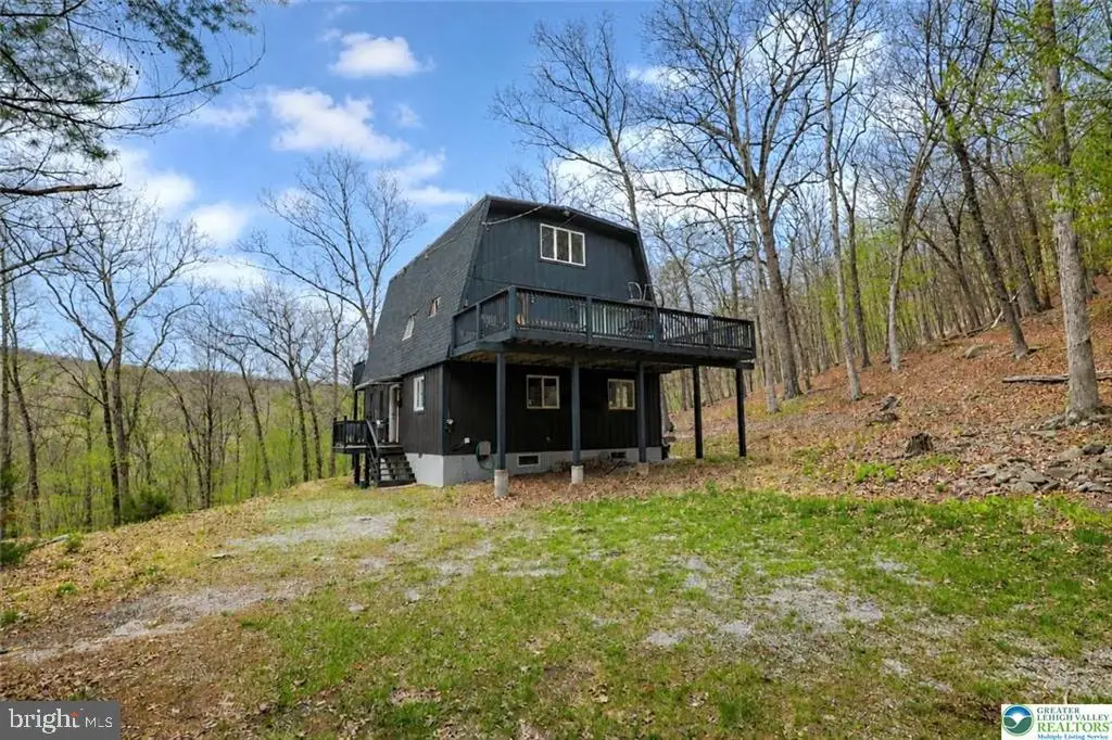 207 Bunsen Ct, East Stroudsburg, PA 18302 - #1