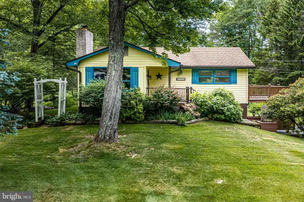 5226 Beechwood Rd, BLAKESLEE, PA 18610