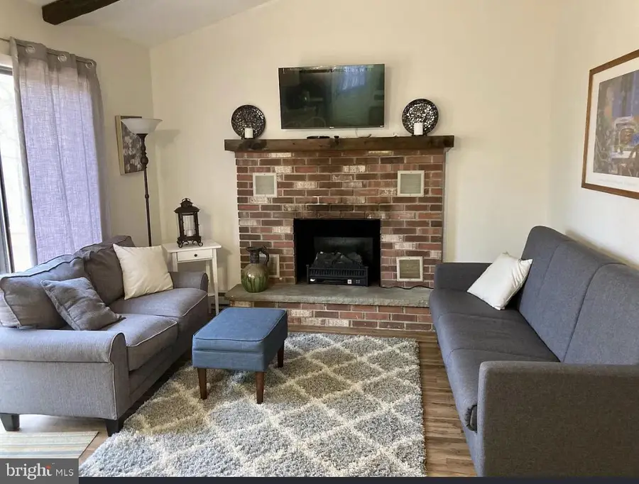 176 Birch Dr, Blakeslee, PA 18610 - #2