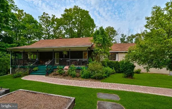 188 Olde Schoolhouse Rd, CRESCO, PA 18326