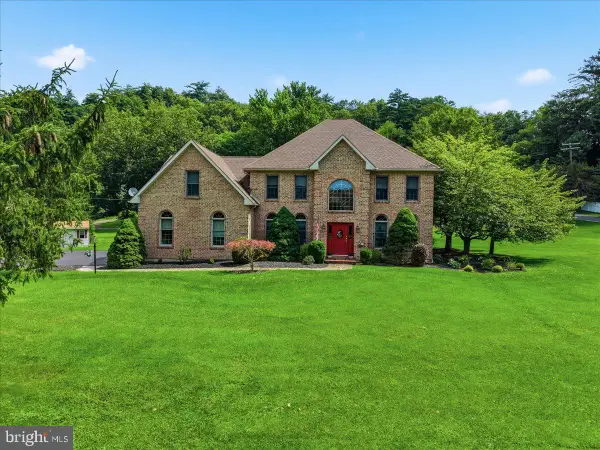 5401 Shelbrooke Dr, STROUDSBURG, PA 18360