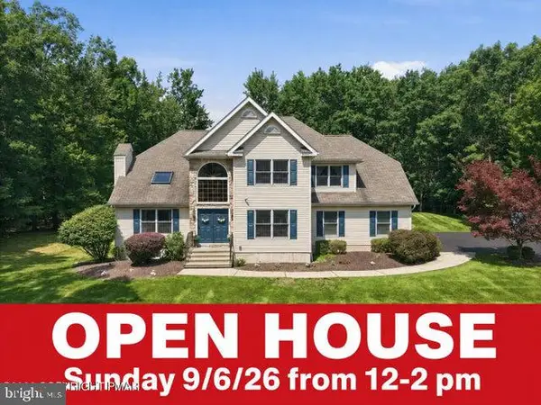 1220 Overlook Ct, SAYLORSBURG, PA 18353
