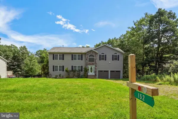 152 Granite Rd, LONG POND, PA 18334