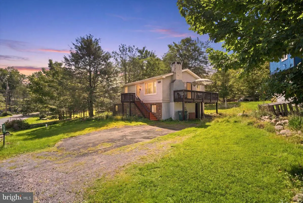 2260 Whippoorwill Dr, Tobyhanna, PA 18466 - #1