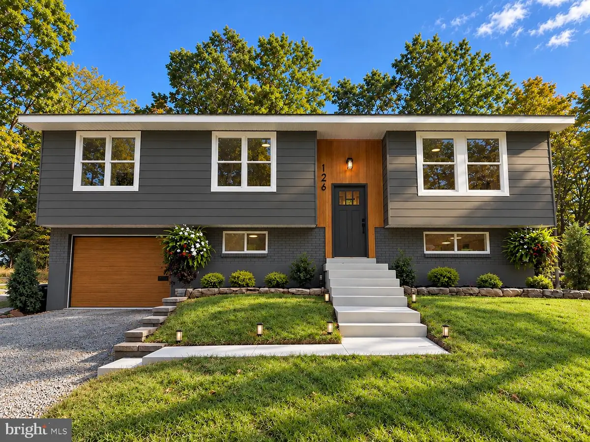 126 North Ln, East Stroudsburg, PA 18301 - #1