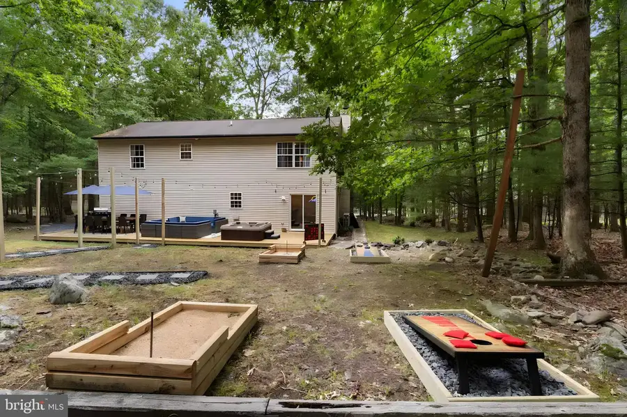 4113 Ashwood Ln, East Stroudsburg, PA 18301 - #2