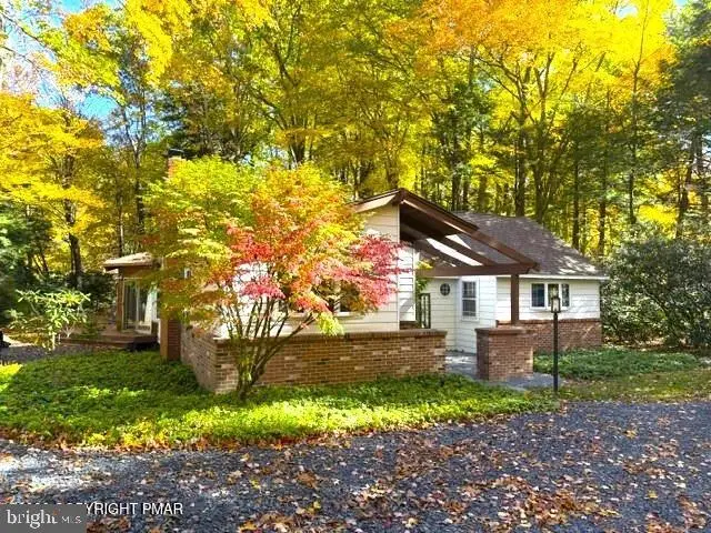 1873 Sullivan Trl, Tannersville, PA 18372 - #1