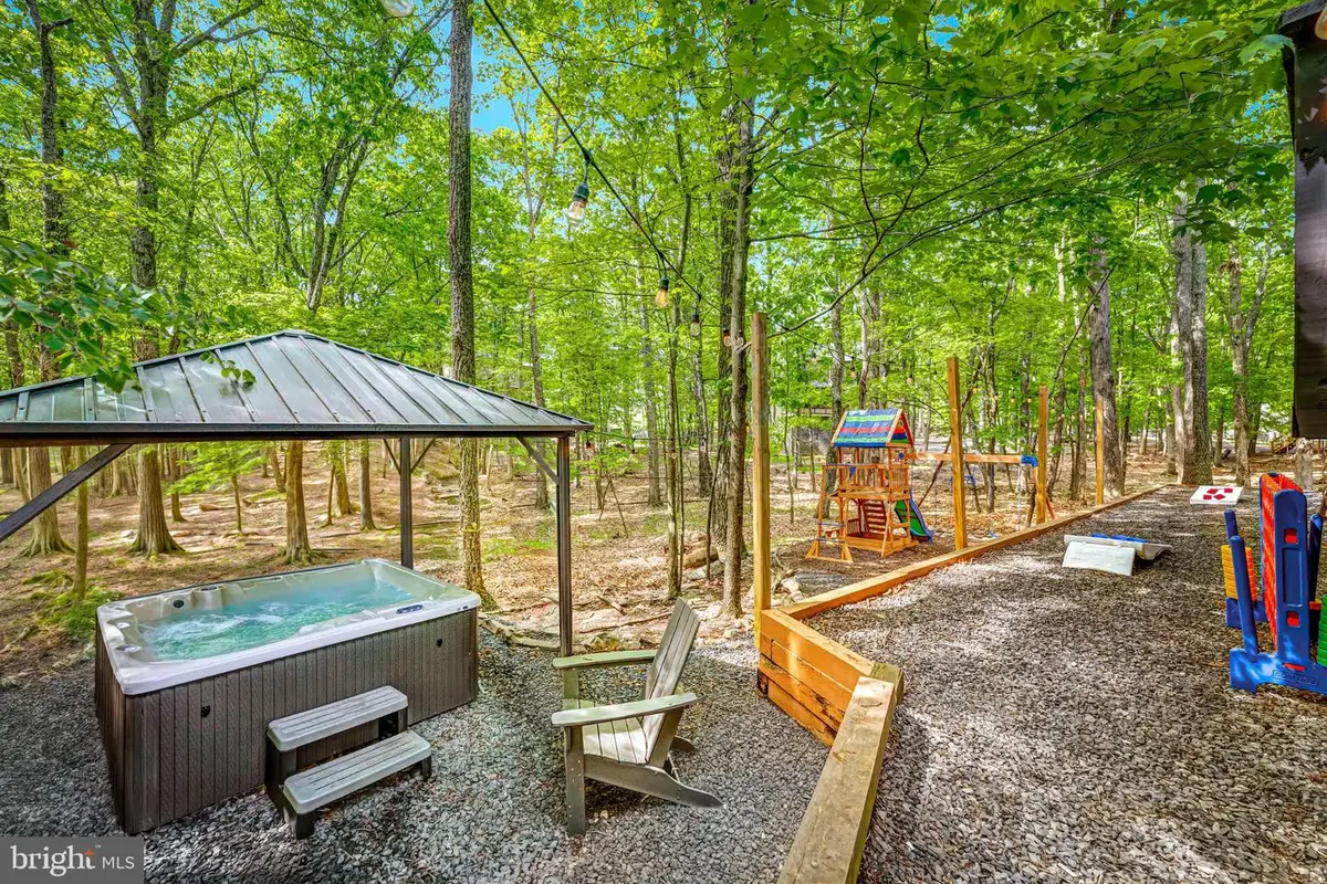 209 Summerton Cir, East Stroudsburg, PA 18301 - #1