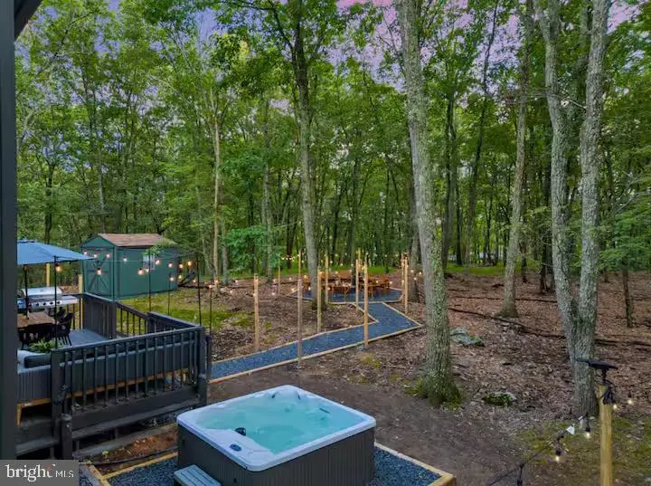 327 Robinwood Ter, East Stroudsburg, PA 18301 - #2