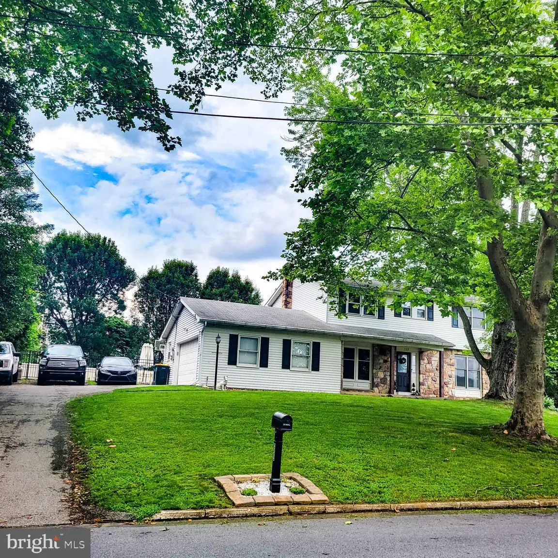 353 Wedgewood Dr, Easton, PA 18045 - Image #1