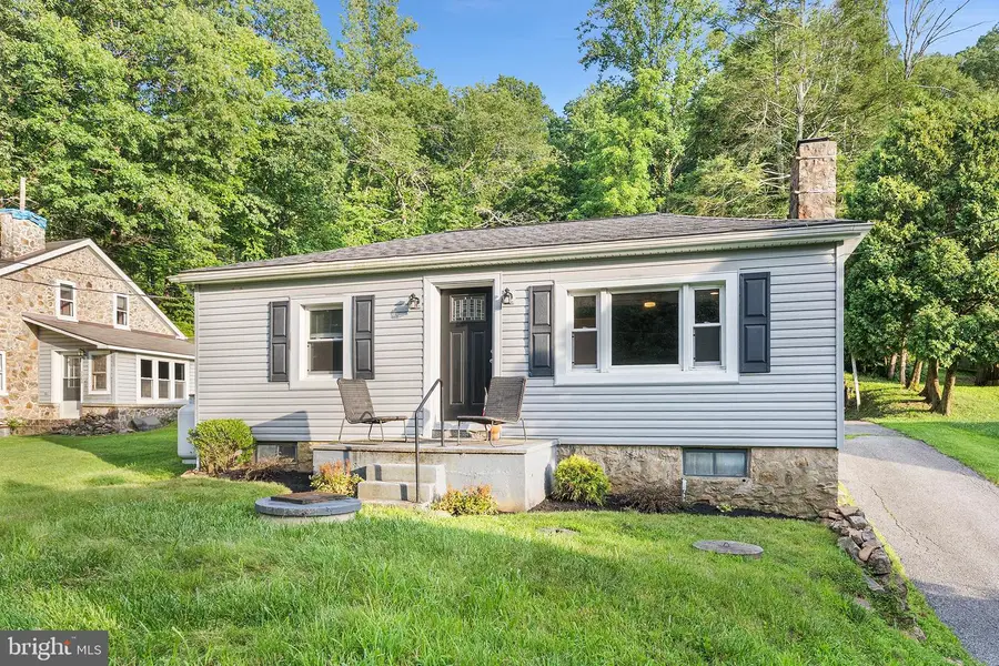 2354 Polk Valley Rd, Hellertown, PA 18055 - Image #3