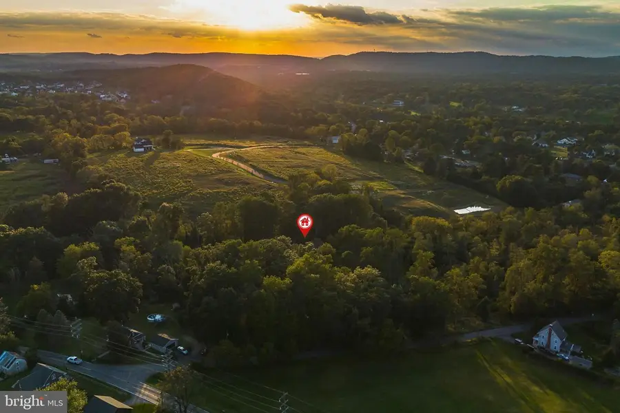 1578 Hafler Rd, Bethlehem, PA 18015 - Image #3