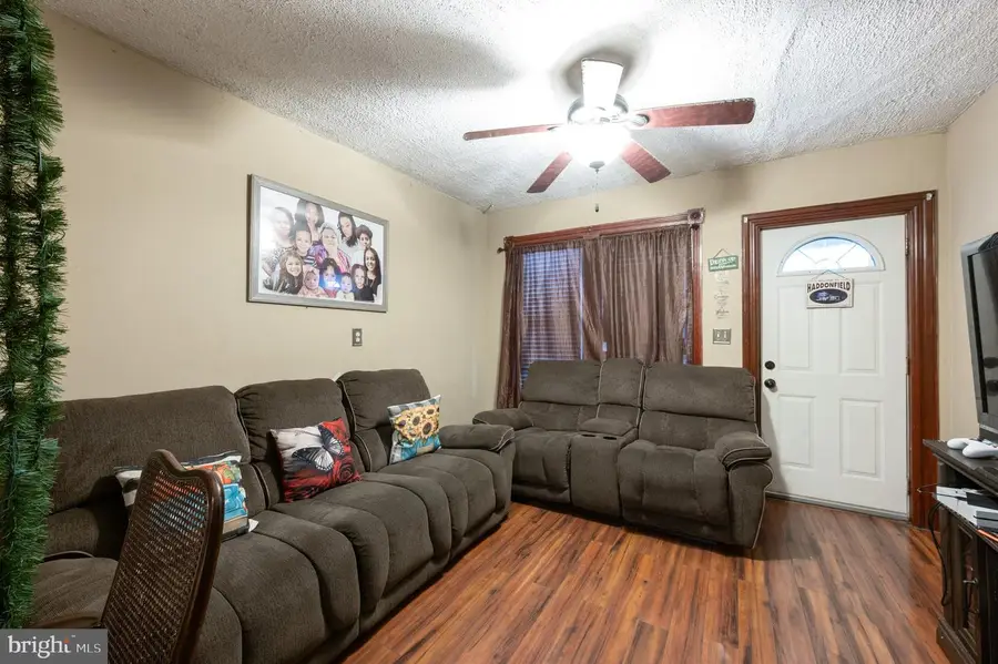 1209 Wood Ave, Easton, PA 18042 - Image #3