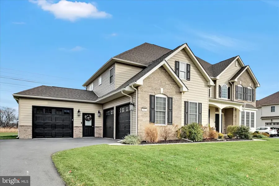 43 Saddle Ln, Easton, PA 18045 - Image #3