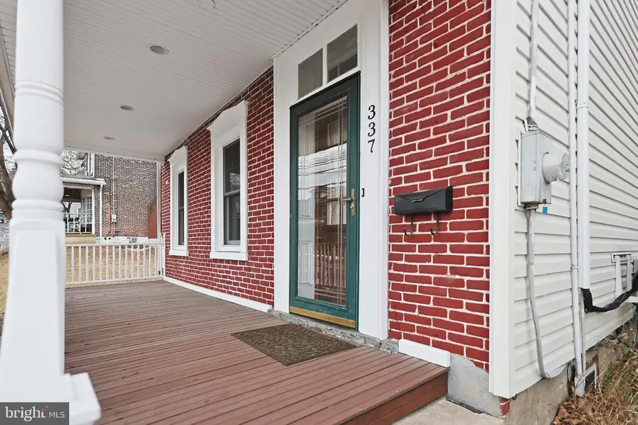 337 W Main St, Bath, PA 18014 - Image #2