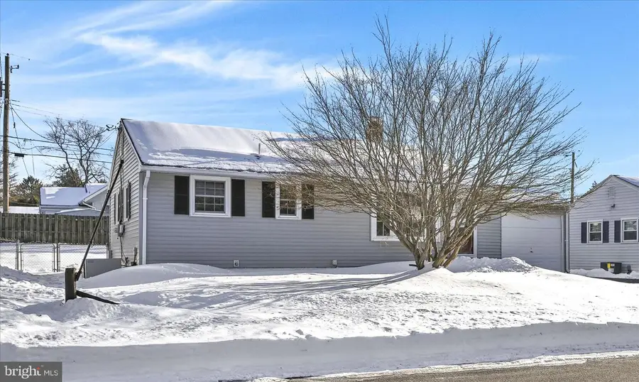 4340 Winfield Ter, Easton, PA 18045 - Image #2